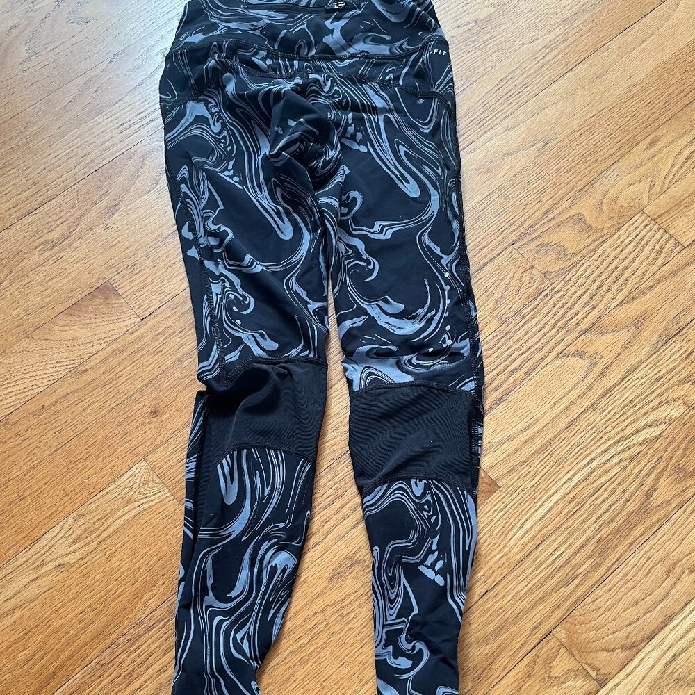 Nike Women's Power Epic Lux Printed Multicolor Running Tights Black & Grey XS